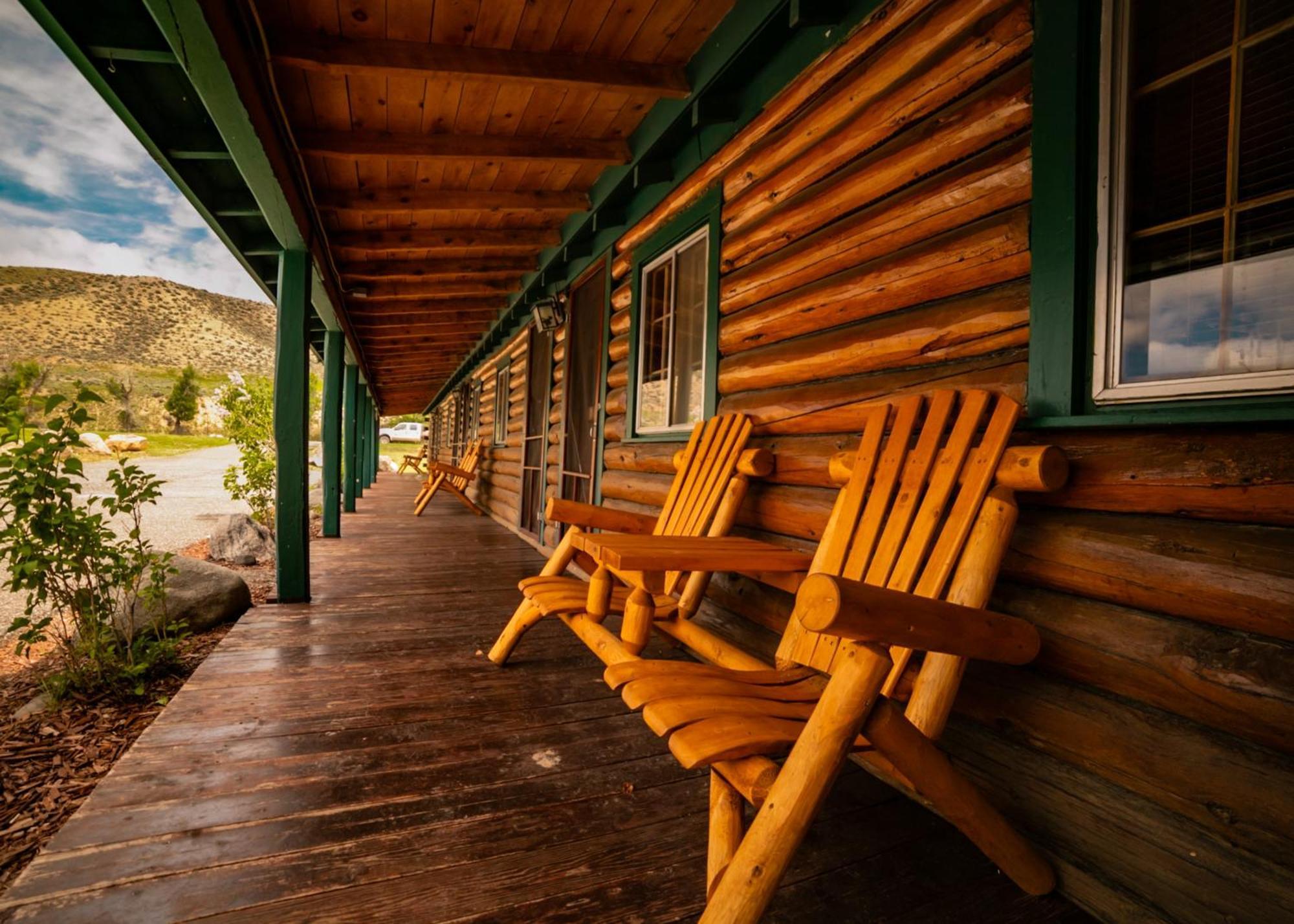דובואה Chinook Winds Lodge מראה חיצוני תמונה