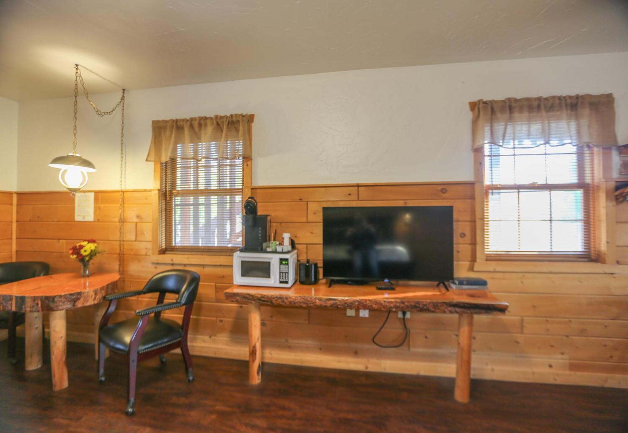 דובואה Chinook Winds Lodge מראה חיצוני תמונה